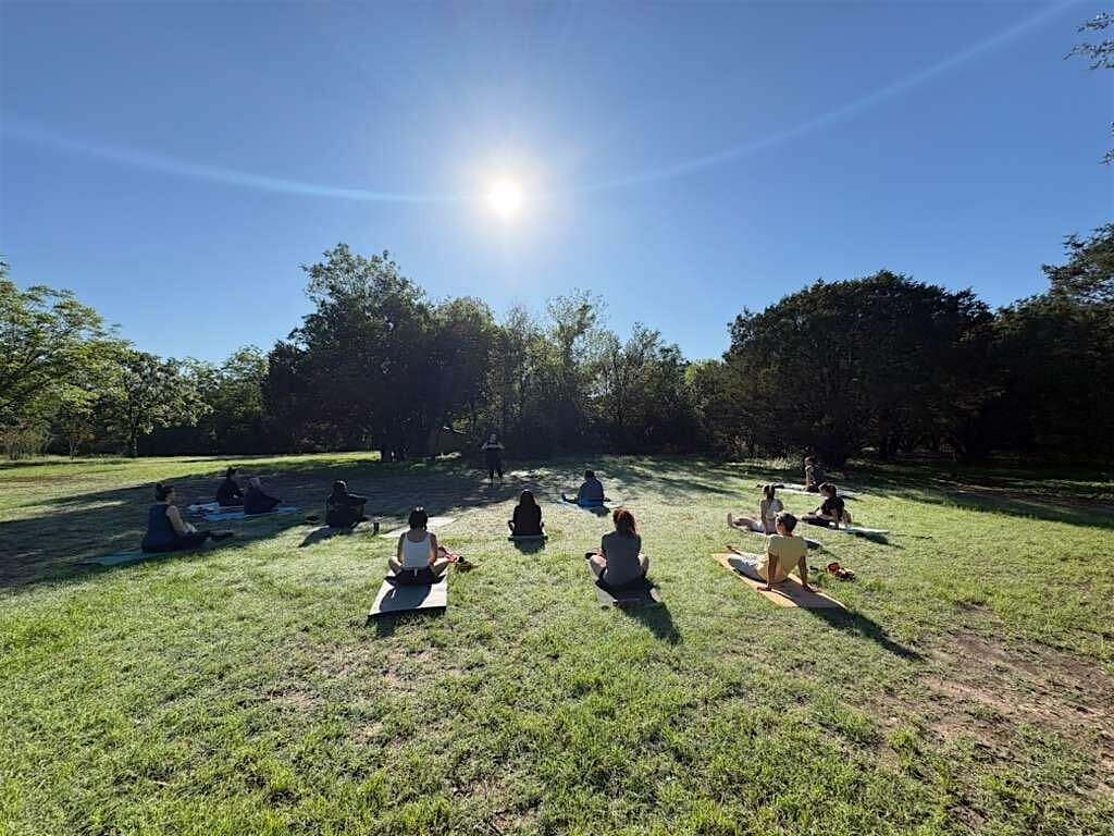 Free Yoga at the Park (at Mary Moore)