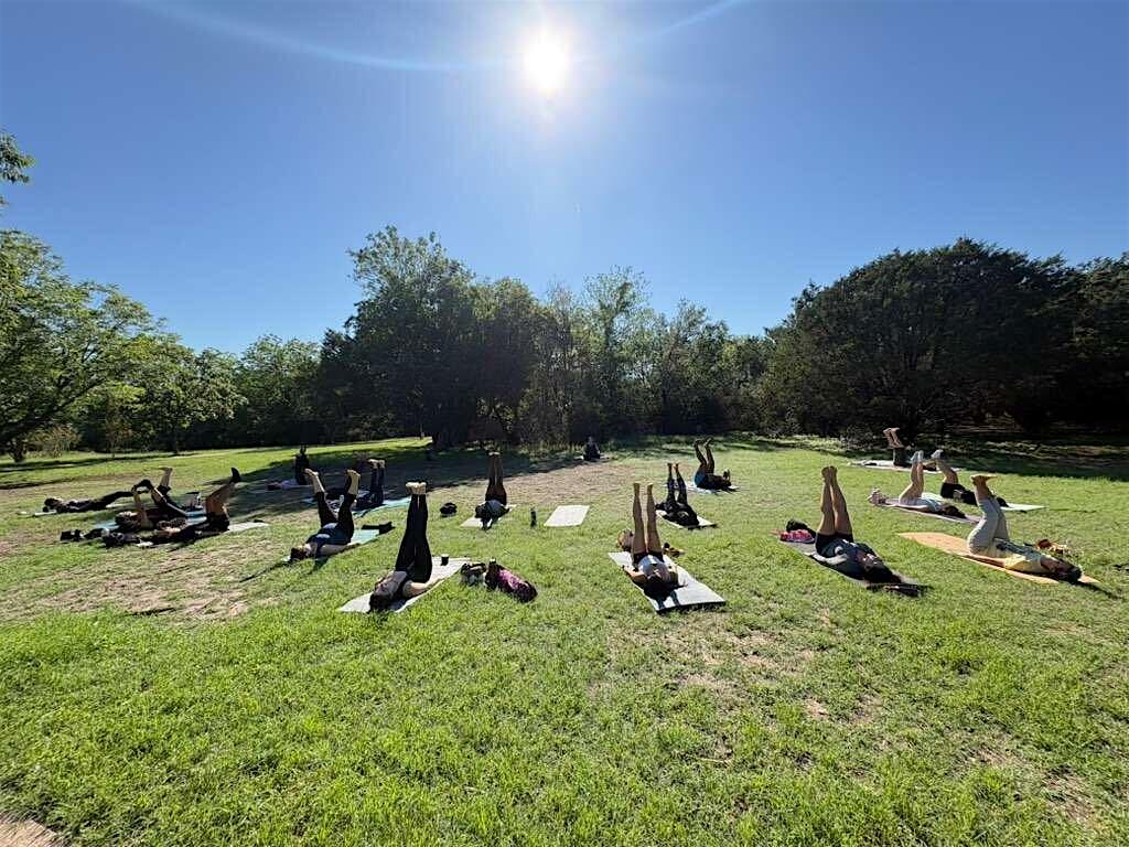 Free Yoga at the Park (at Mary Moore)