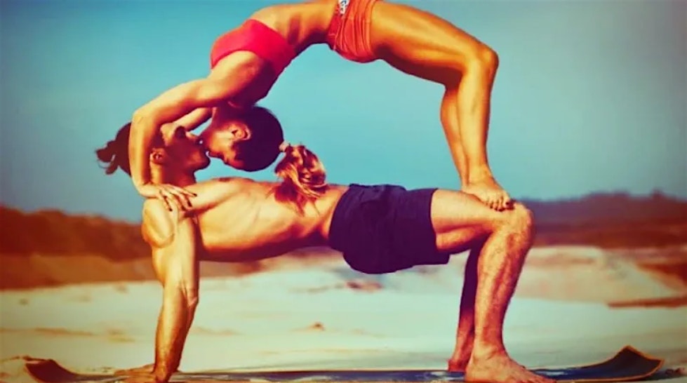Kinky Partner Yoga