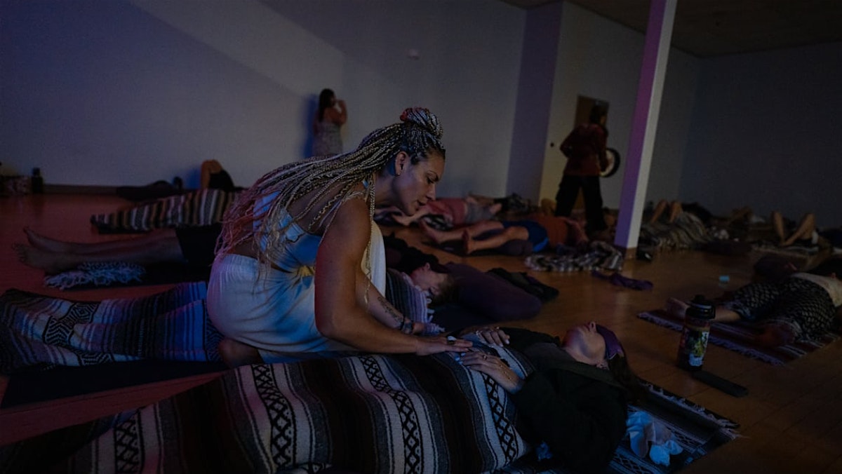 Saturday Wellness: Somatic & Restorative yoga + Sound healing