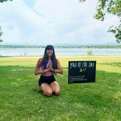 YOGA AT THE LAKE (POP UP CLASS)!